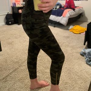 Camo stretchy Jeggings